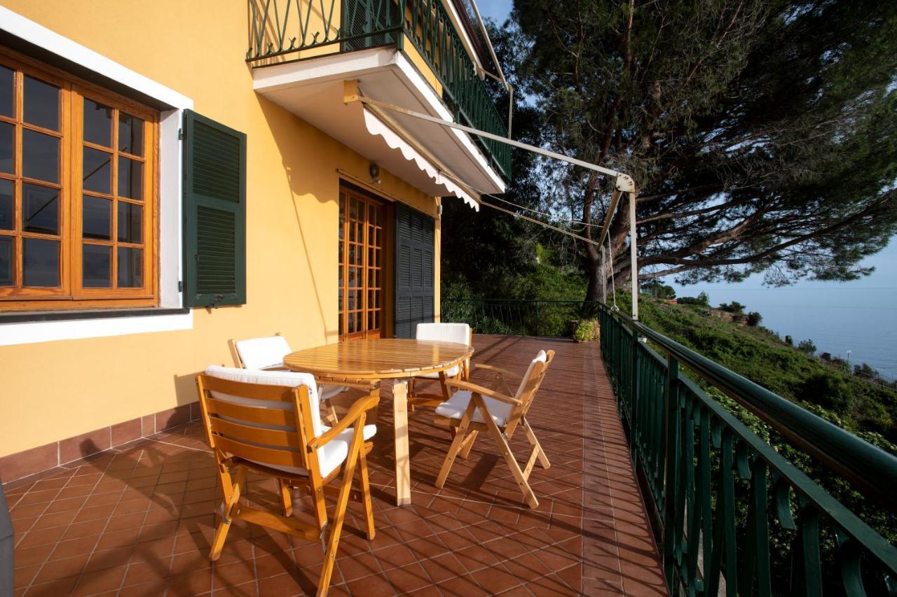 080 - La Villa Storica Il Vigneto 45B, Terrazza Sul Mare - Parcheggio Privato Gratis 莫内利亚 外观 照片